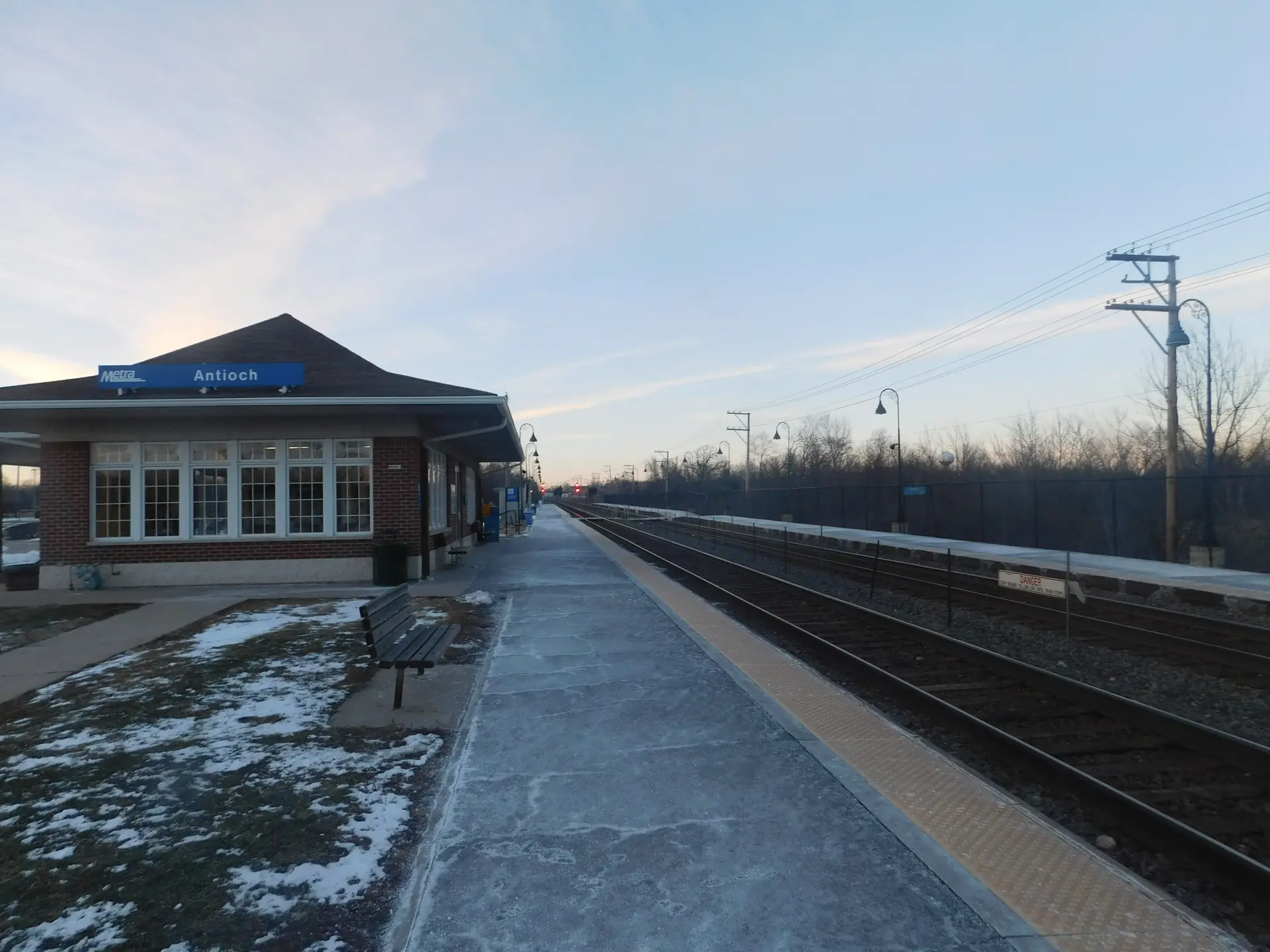Antioch, IL Metra commuter rail station — northern terminus of the North Central Service