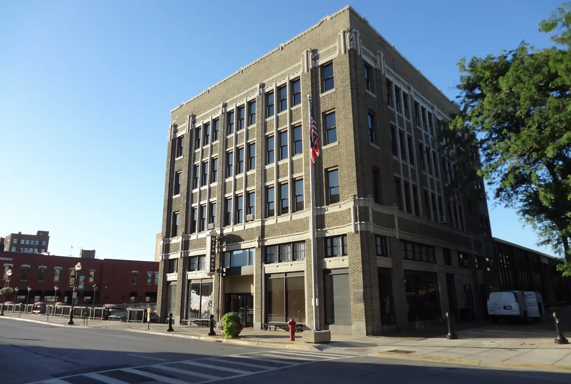 Aurora City Hall building in Aurora, Illinois, photographed in 2011
