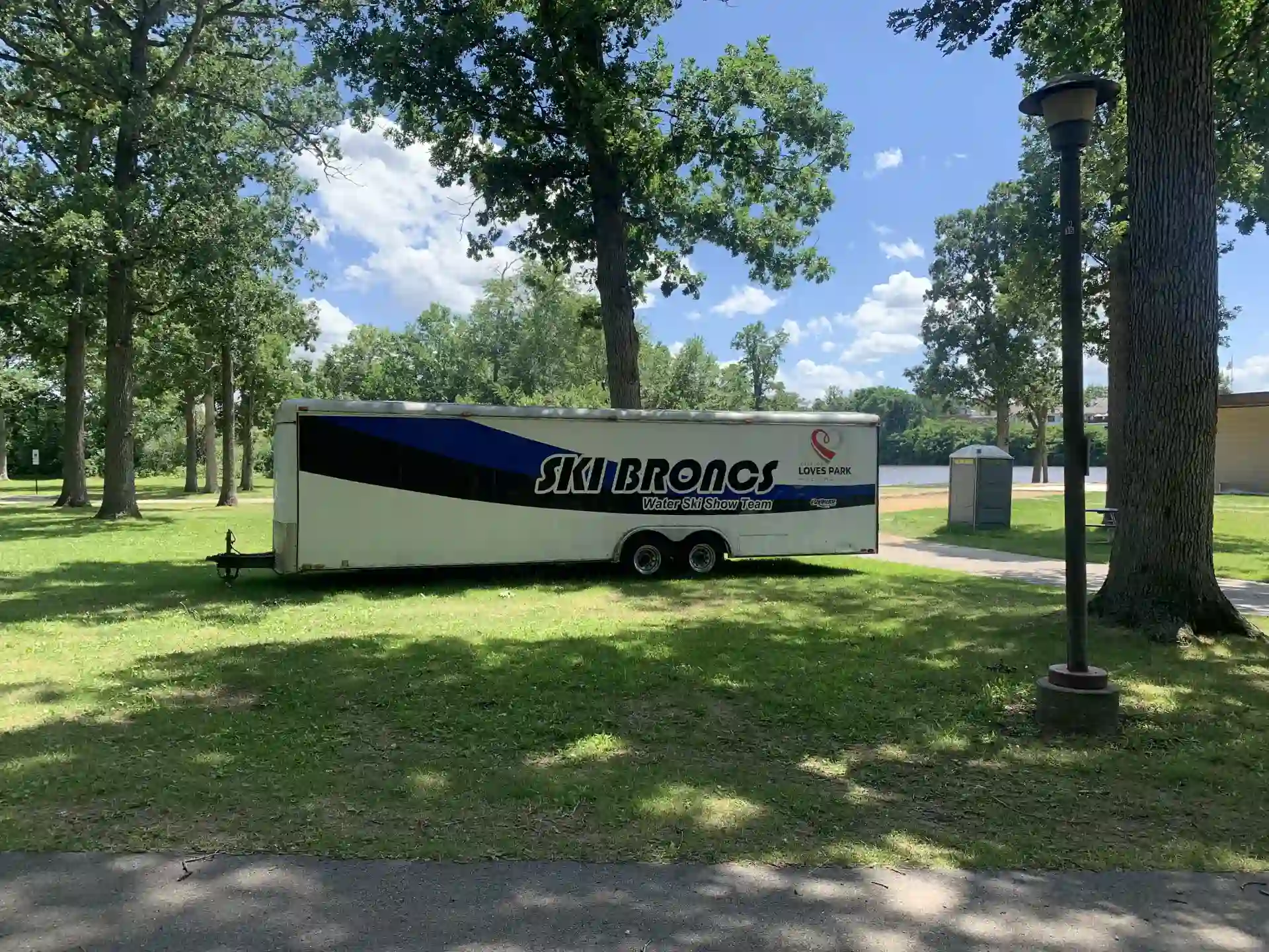 Rock River Ski Broncs water skiing show in Loves Park, Illinois