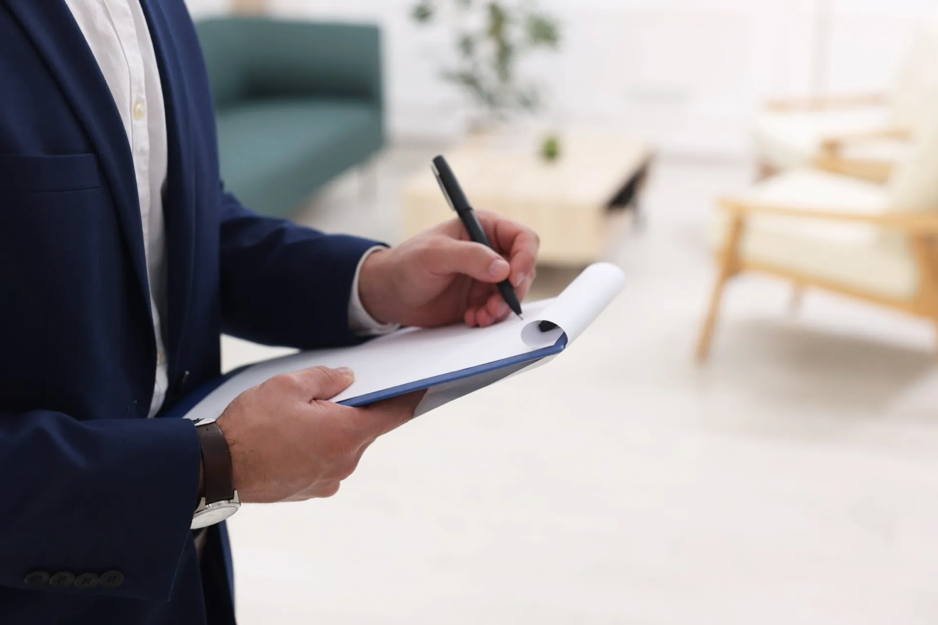 Home appraiser conducting estate appraisal inspection in Northern Illinois